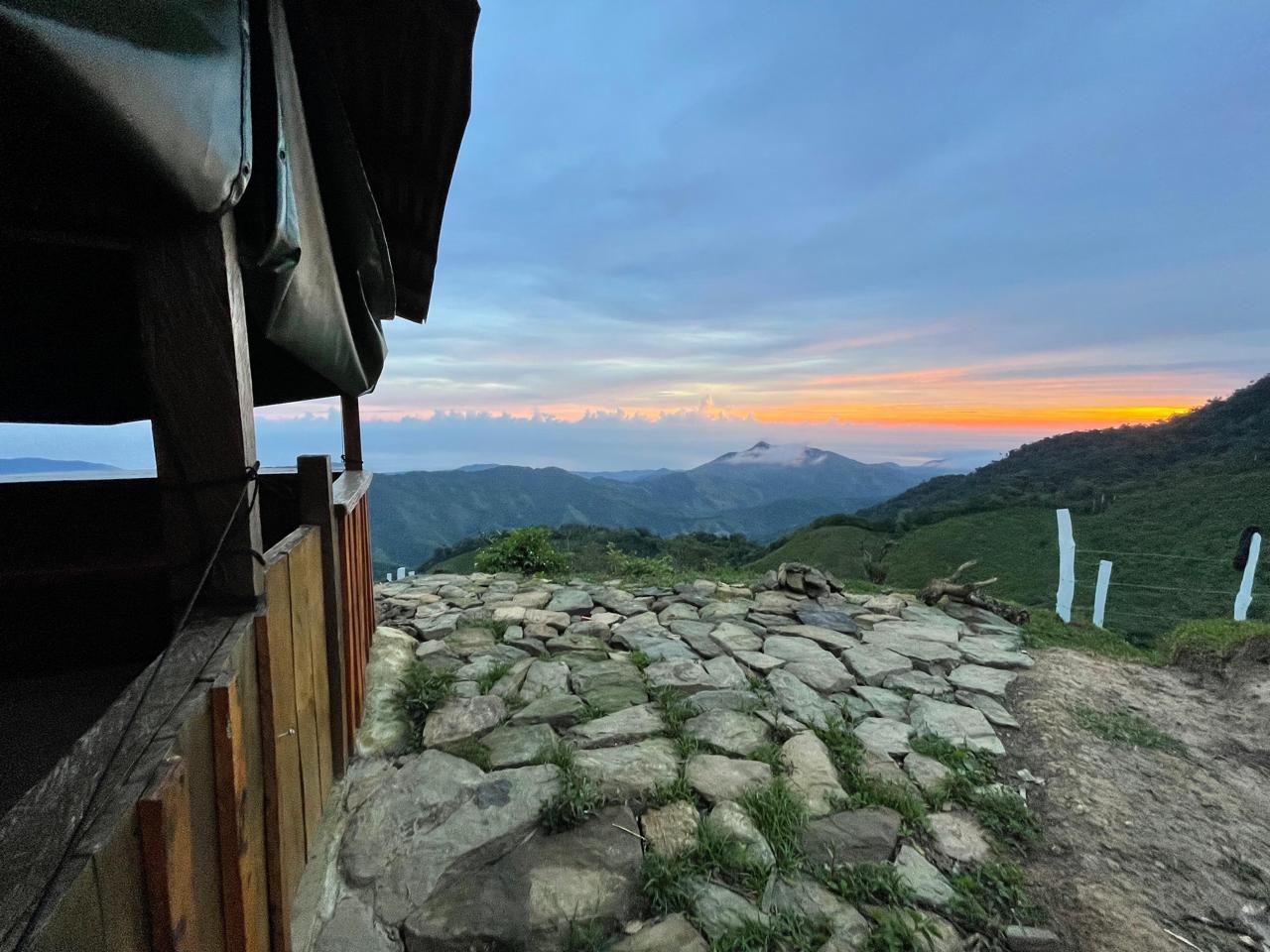 Terraza Cabaña Atardecer